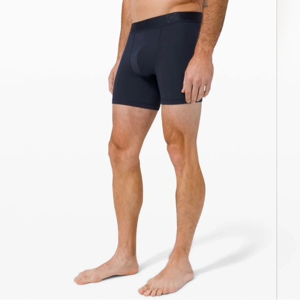 Lululemon Always In Motion Men’s Black Boxer Brief Size Medium